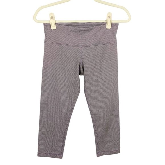 Lululemon Womens Purple Striped Cropped Leggings Yoga Size 6 - Picture 1 of 4